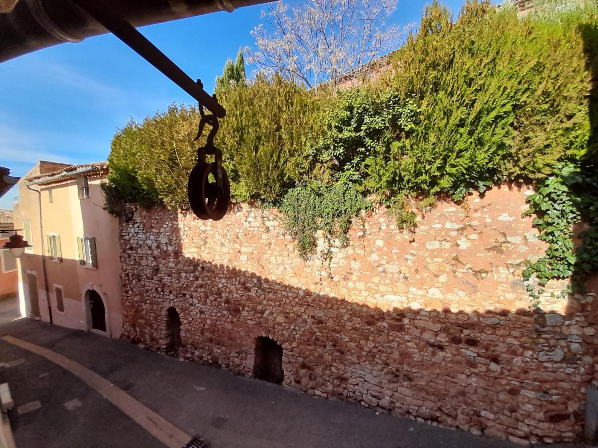 L'Atelier Au Coeur Du Village Roussillon  Exterior photo