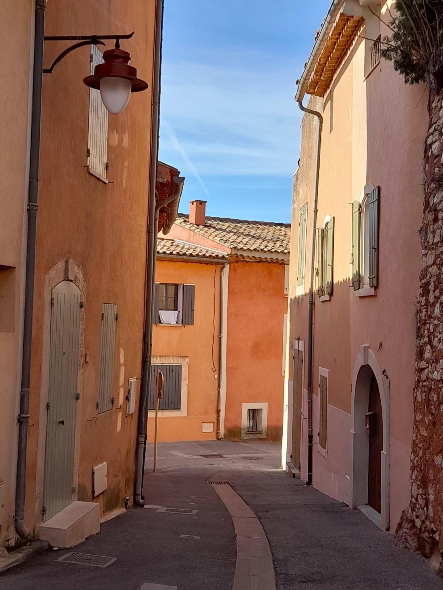 L'Atelier Au Coeur Du Village Roussillon  Exterior photo